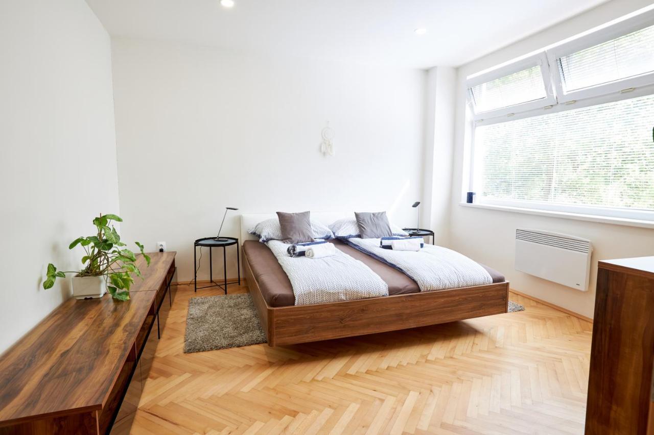 Penzion Kozi Horka U Brnenske Prehrady Brno Exterior photo